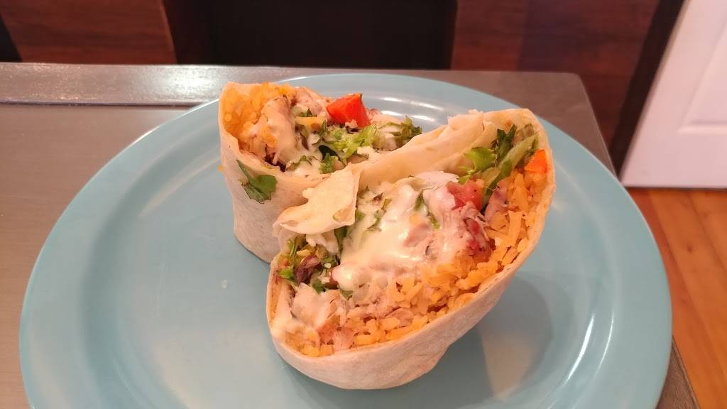 Lil Gios Taqueria | restaurant | 336 S Main St, St Charles, MO 63301, USA | 6368964377 OR +1 636-896-4377