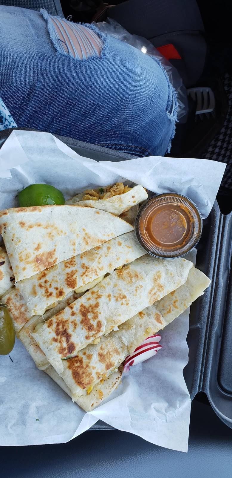 Danny Tacos | restaurant | 1400 Yosemite Pkwy, Merced, CA 95341, USA | 2092332807 OR +1 209-233-2807