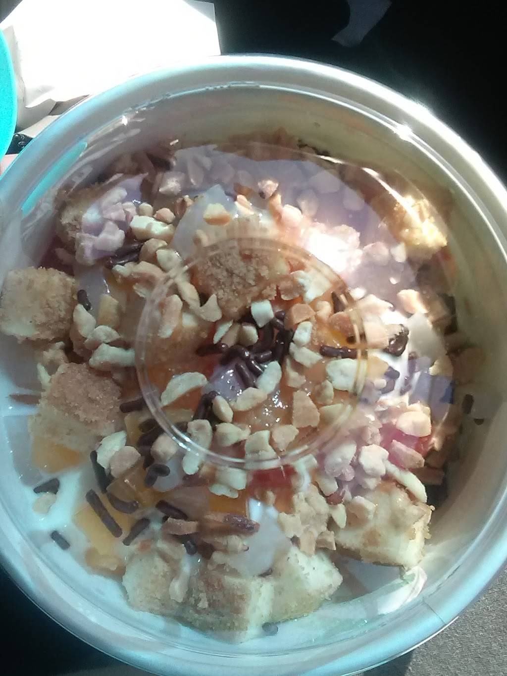 Tutti Frutti Frozen Yogurt | restaurant | 10909 Atlantic Ave Unit B, Lynwood, CA 90262, USA | 3106693151 OR +1 310-669-3151