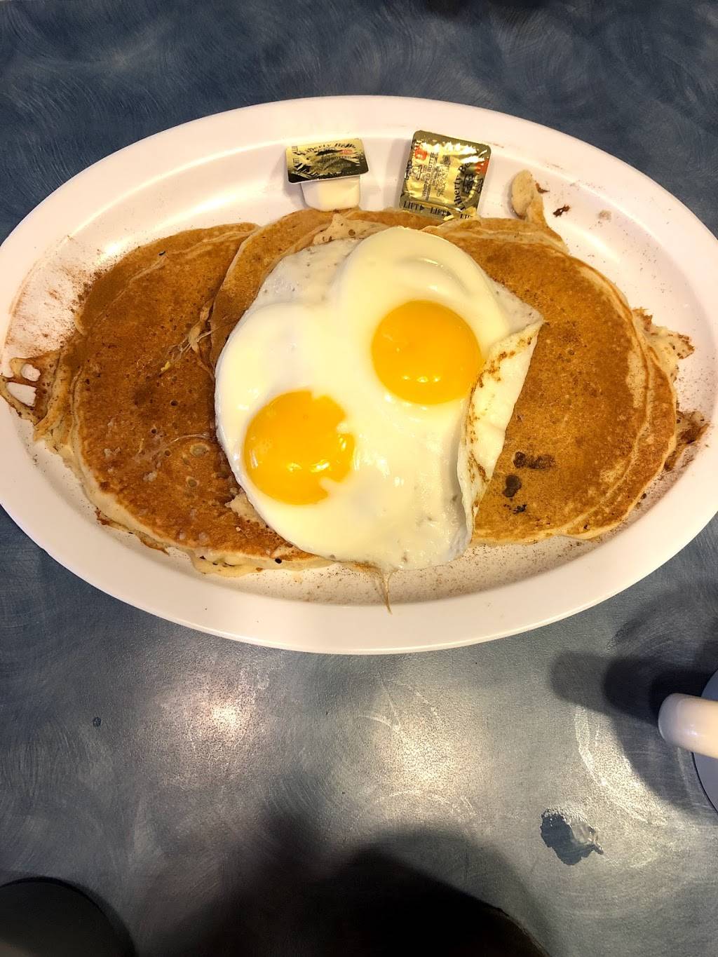 Tates Good Food Restaurant | restaurant | 8419 Torresdale Ave, Philadelphia, PA 19136, USA | 2153324774 OR +1 215-332-4774