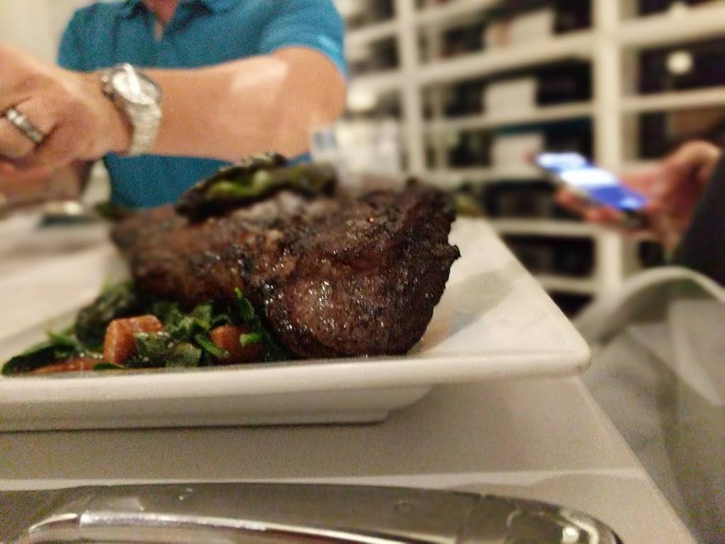 Francobollo Posto Italiano | restaurant | 1959 Avenue Rd, North York, ON M4M 4A3, Canada | 4164813888 OR +1 416-481-3888