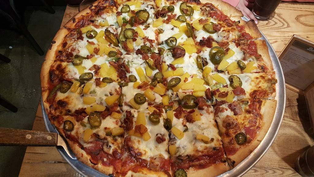 Giordanos | restaurant | 700 E Grand Ave, Chicago, IL 60611, USA | 3122888783 OR +1 312-288-8783