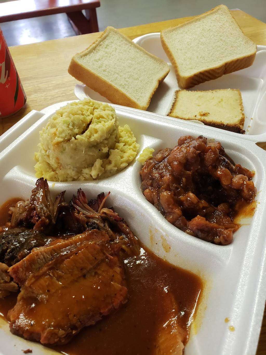 Characters Famous BBQ | restaurant | 6419 Joe Frank Harris Pkwy, Adairsville, GA 30103, USA | 6784816701 OR +1 678-481-6701