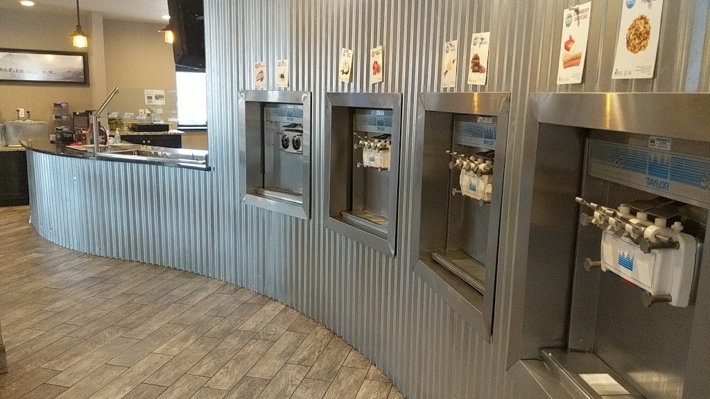 The IceBox & Round About Grill | restaurant | 27 N 200 E, Ivins, UT 84738, USA | 4357058462 OR +1 435-705-8462