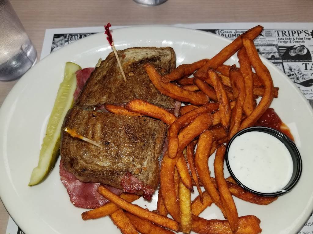 Pennys Diner | restaurant | 2072 Nevada City Hwy, Grass Valley, CA 95945, USA | 5304775673 OR +1 530-477-5673