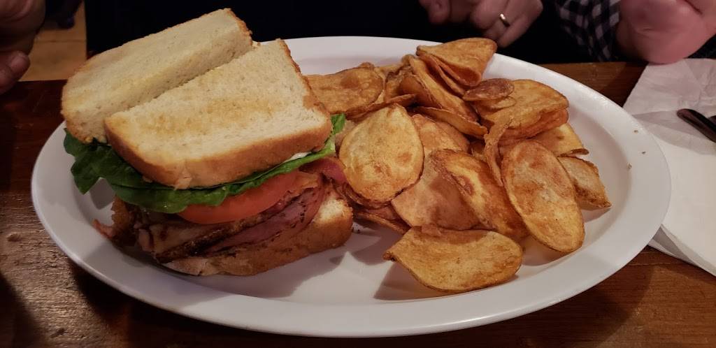 Keefner’s | restaurant | 1941 W Iles Ave, Springfield, IL 62704, USA | 2175461941 OR +1 217-546-1941