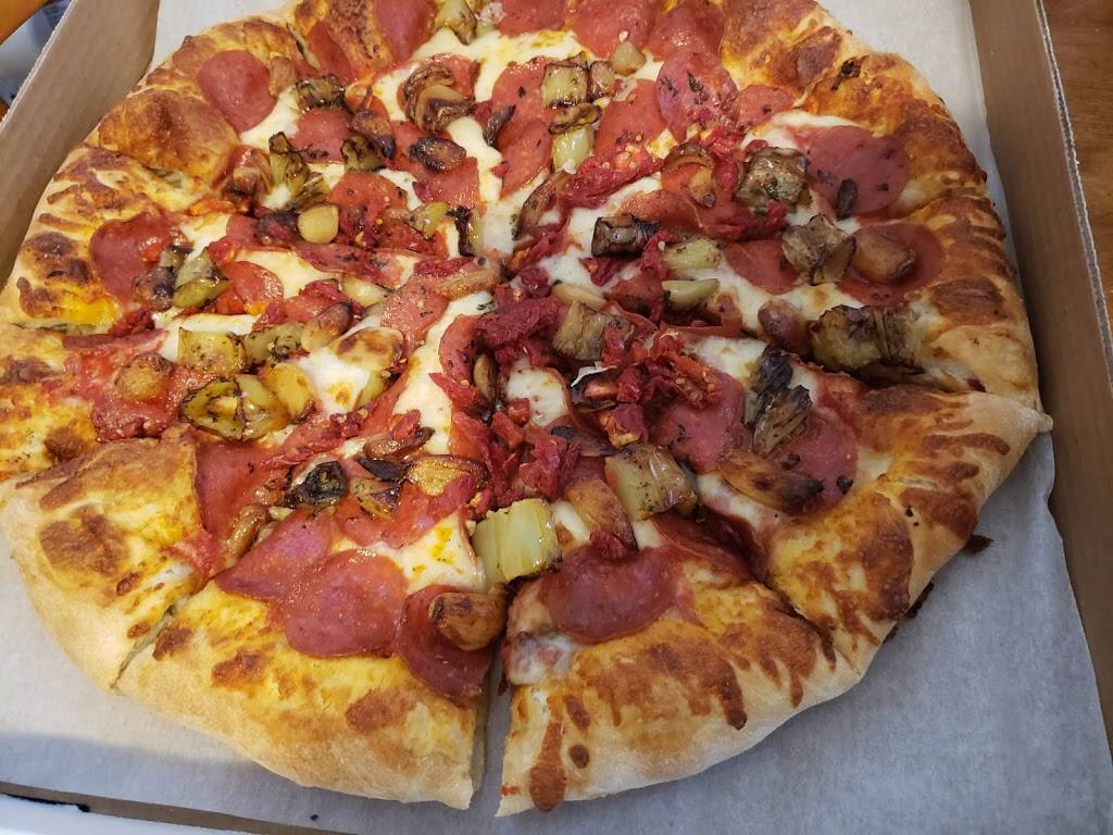 Vincents Pastaria | restaurant | 3102 Tuscarawas St W, Canton, OH 44708, USA | 2344582005 OR +1 234-458-2005