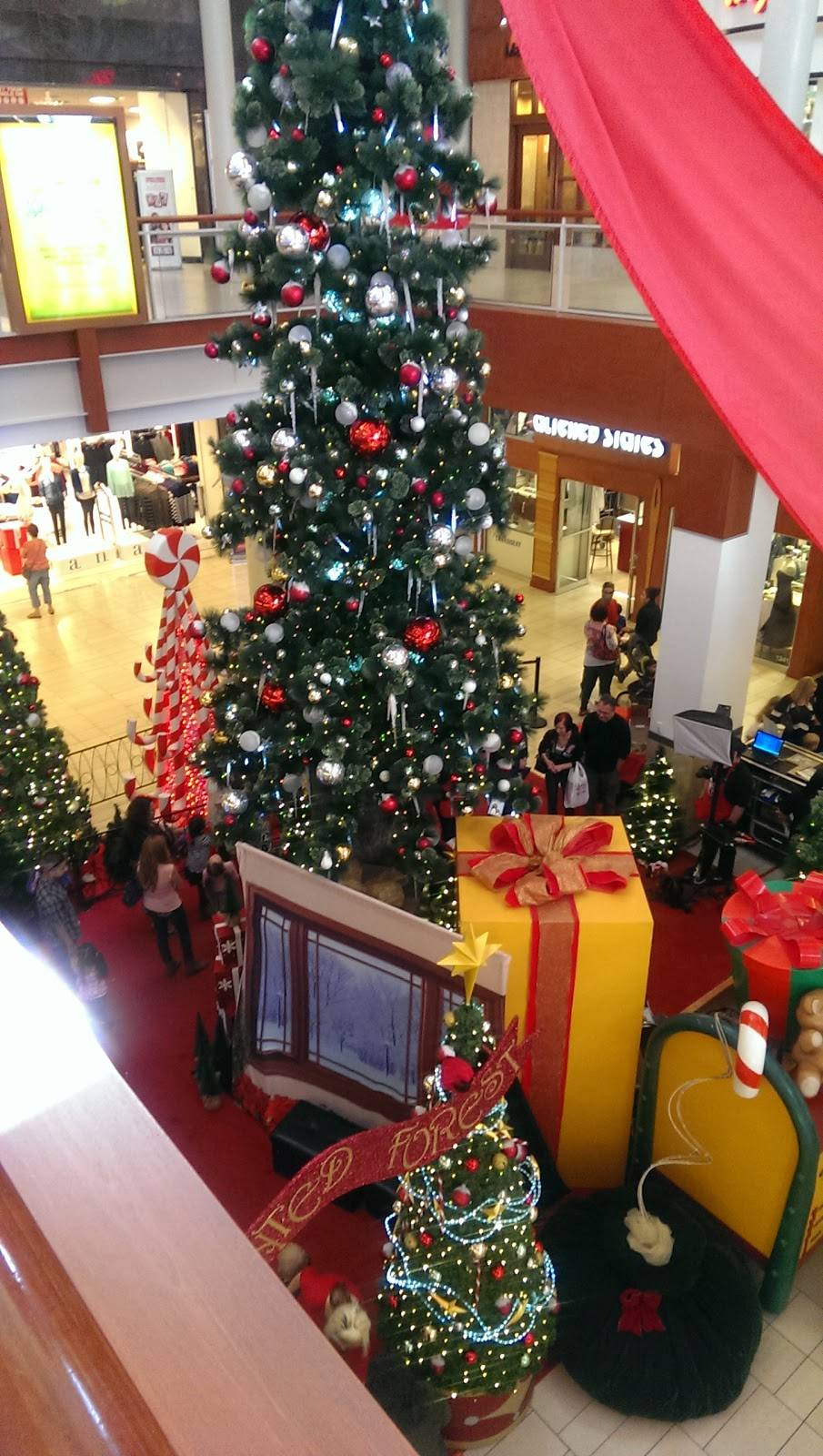 Arrowhead Towne Center | shopping mall | 7700 W. Arrowhead Towne Center, Glendale, AZ 85308, USA | 6239797777 OR +1 623-979-7777