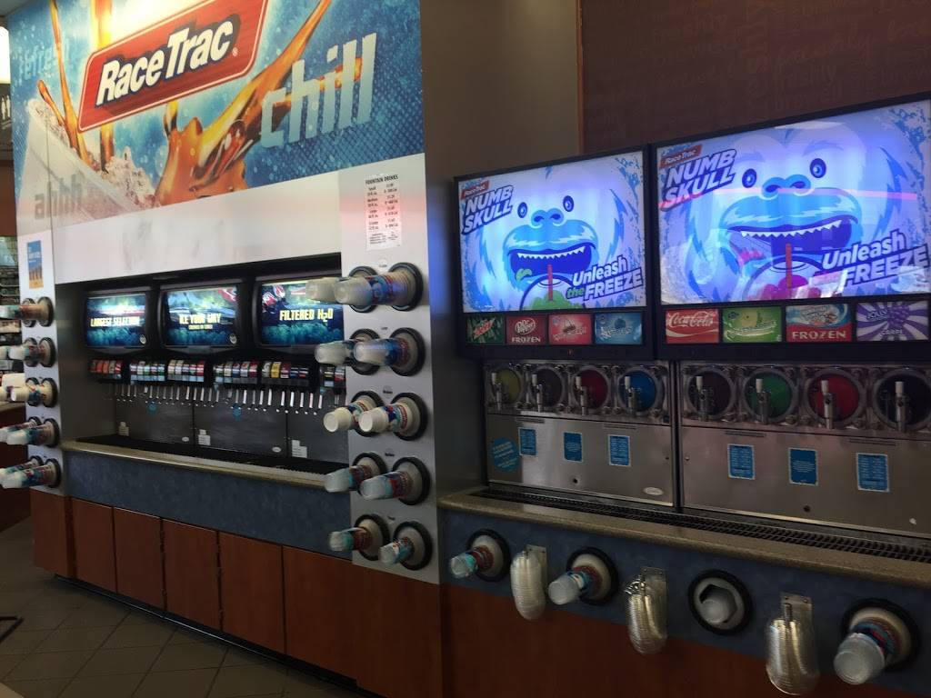 RaceTrac | bakery | 4535 W New Haven Ave, West Melbourne, FL 32904, USA | 3217289711 OR +1 321-728-9711