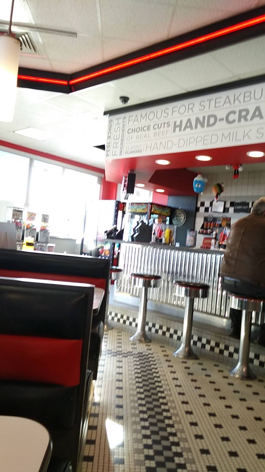 Steak n Shake | restaurant | 5308 Fields Ertel Rd, Cincinnati, OH 45249, USA | 5137709540 OR +1 513-770-9540