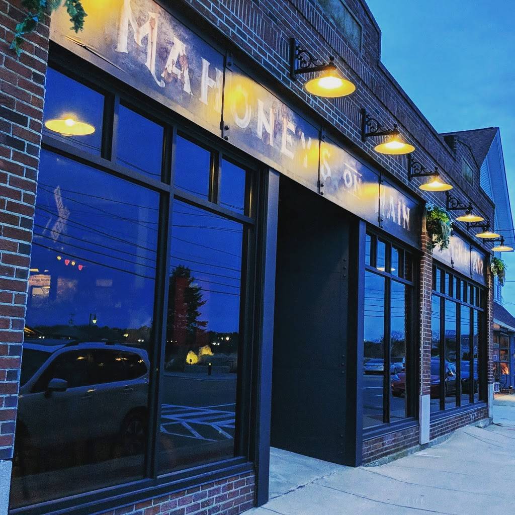 Mahoneys on main | restaurant | 59 Main St, Buzzards Bay, MA 02532, USA | 7743551928 OR +1 774-355-1928