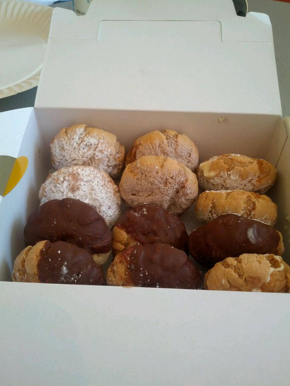 Beard Papas | bakery | 365 2nd Ave, San Mateo, CA 94401, USA | 6503427272 OR +1 650-342-7272