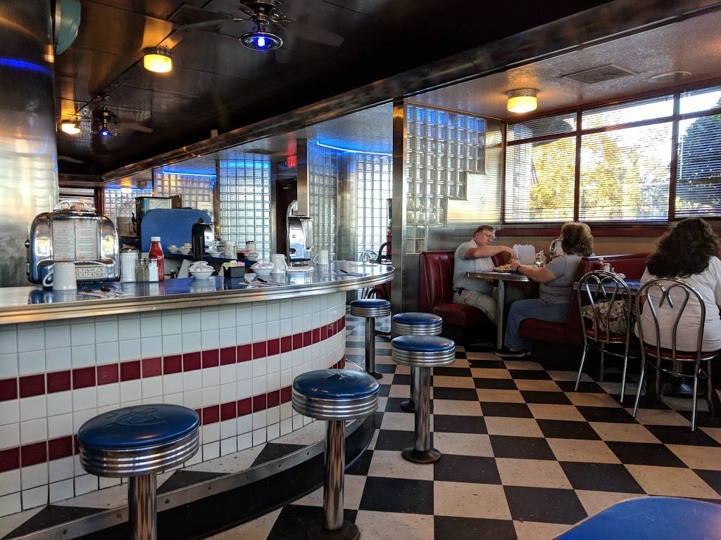 Berts Diner | restaurant | 8972 Grant Line Rd, Elk Grove, CA 95624, USA | 9166866622 OR +1 916-686-6622