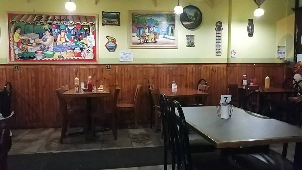 Olocuilta Pupuseria | restaurant | 3040 N Laramie Ave, Chicago, IL 60641, USA | 7736985462 OR +1 773-698-5462