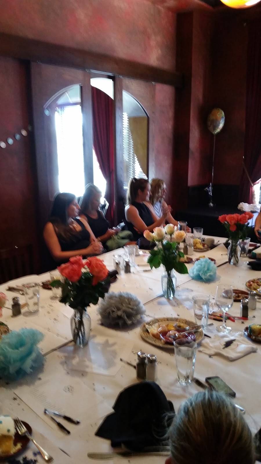 Giannis Cafe | restaurant | 18 W Station St, Palatine, IL 60067, USA | 8479911416 OR +1 847-991-1416