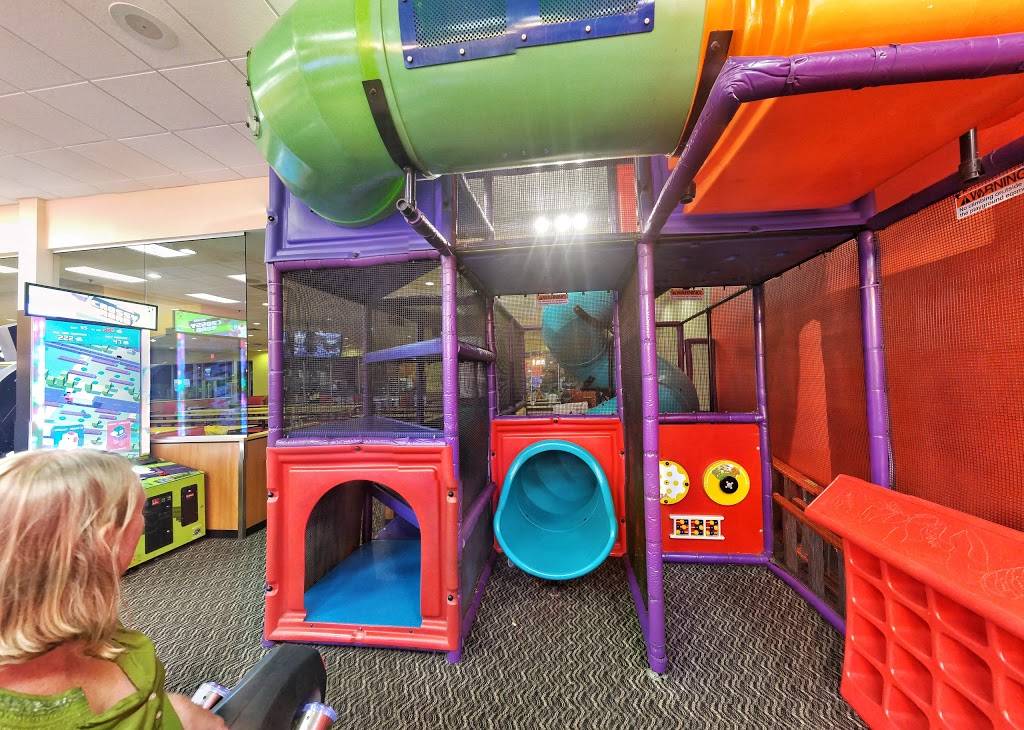 Peter Piper Pizza | meal takeaway | 3131 SE Military Dr, San Antonio, TX 78223, USA | 2103379238 OR +1 210-337-9238