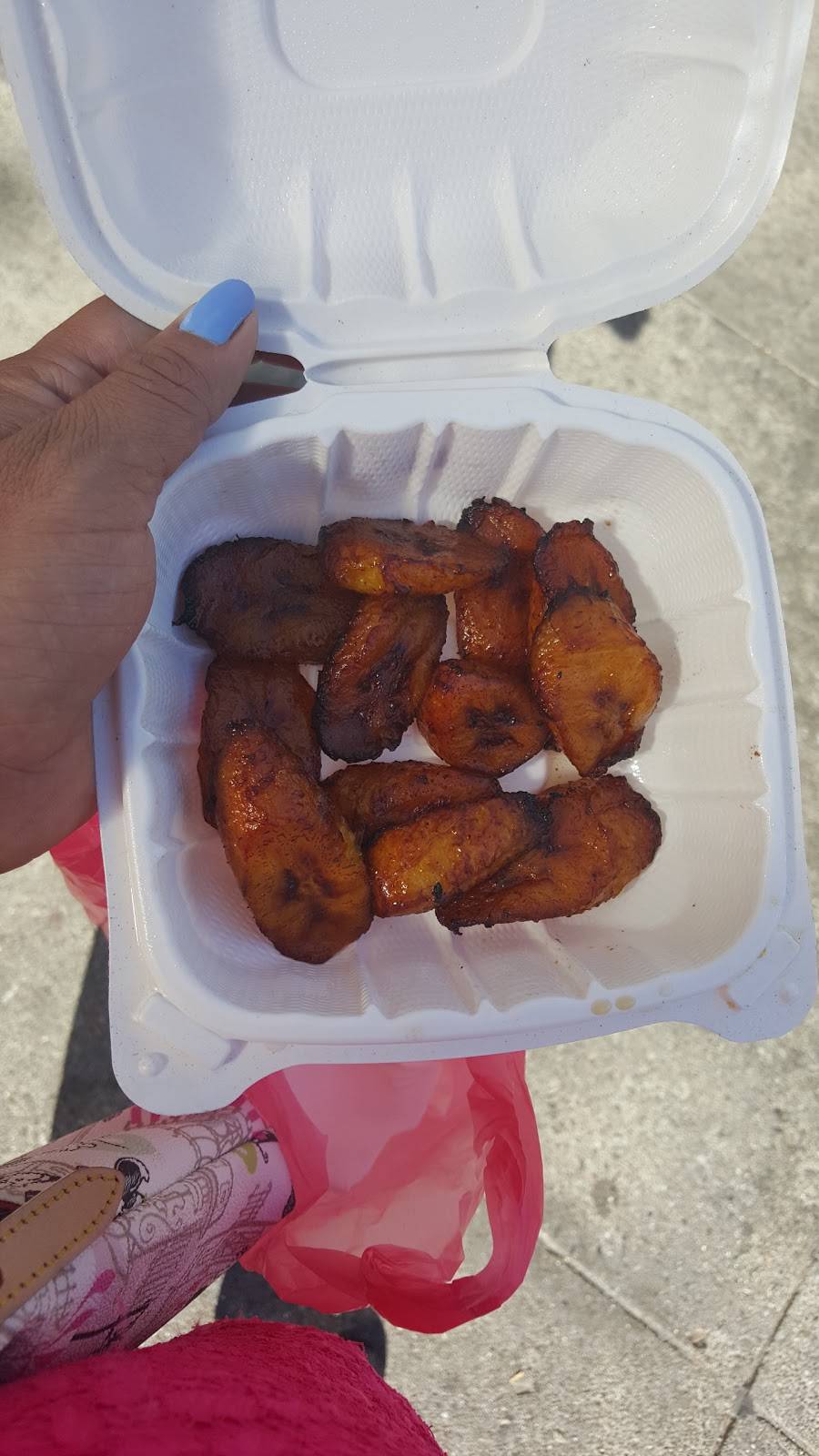 Las Palmeras | restaurant | 2723 Mission St, San Francisco, CA 94110, USA | 4152857796 OR +1 415-285-7796