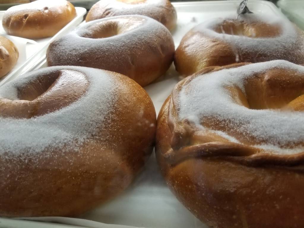 Molinas Bakery | restaurant | 2708 N University Dr, Sunrise, FL 33322, USA | 9546160753 OR +1 954-616-0753