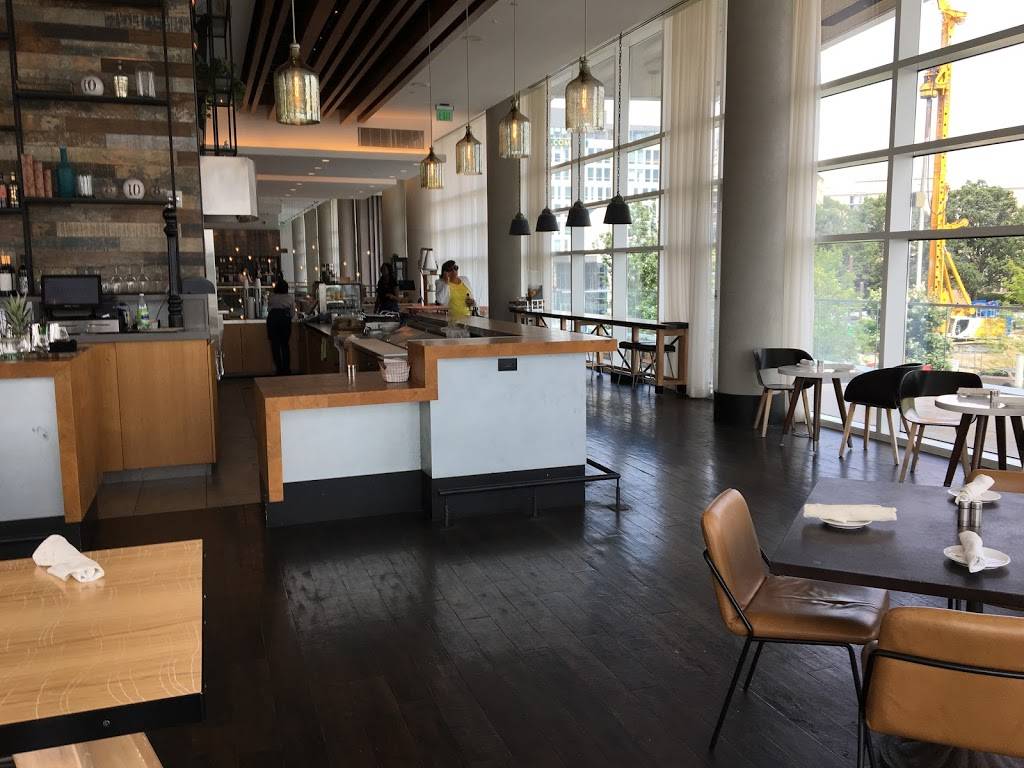 Canopy Bar by Hilton | restaurant | 975 7th St SW, Washington, DC 20024, USA | 2024882500 OR +1 202-488-2500