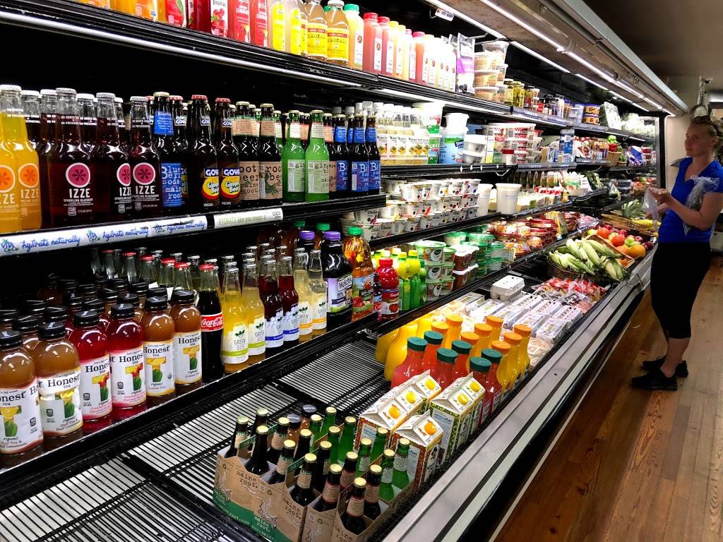 Woods Hole Market and Provisions | cafe | 87 Water St, Woods Hole, MA 02543, USA | 5085404792 OR +1 508-540-4792