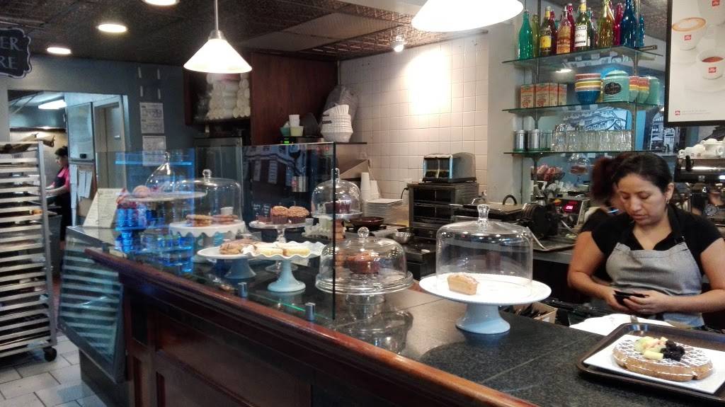 Le Bon Café | cafe | 210 2nd St SE, Washington, DC 20003, USA | 2025477200 OR +1 202-547-7200