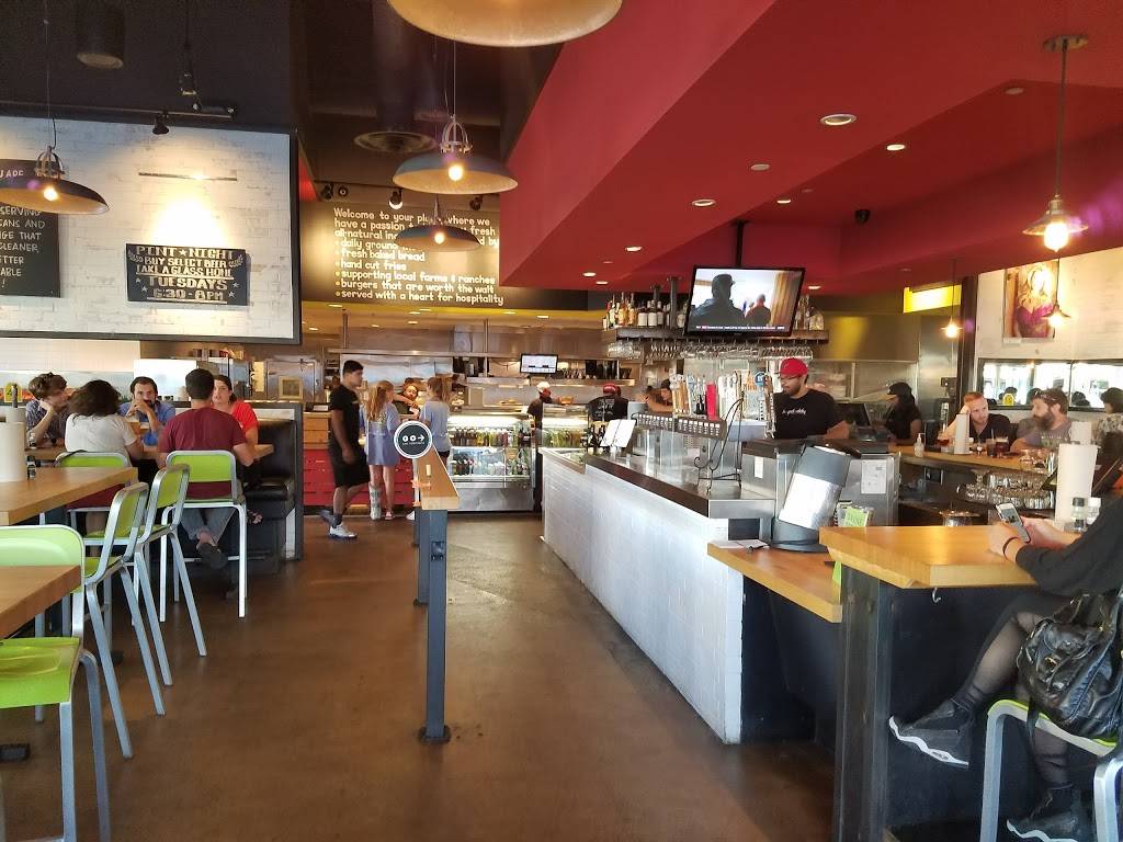 Hopdoddy Burger Bar | restaurant | 6030 Luther Ln #100, Dallas, TX 75225, USA | 2143632337 OR +1 214-363-2337