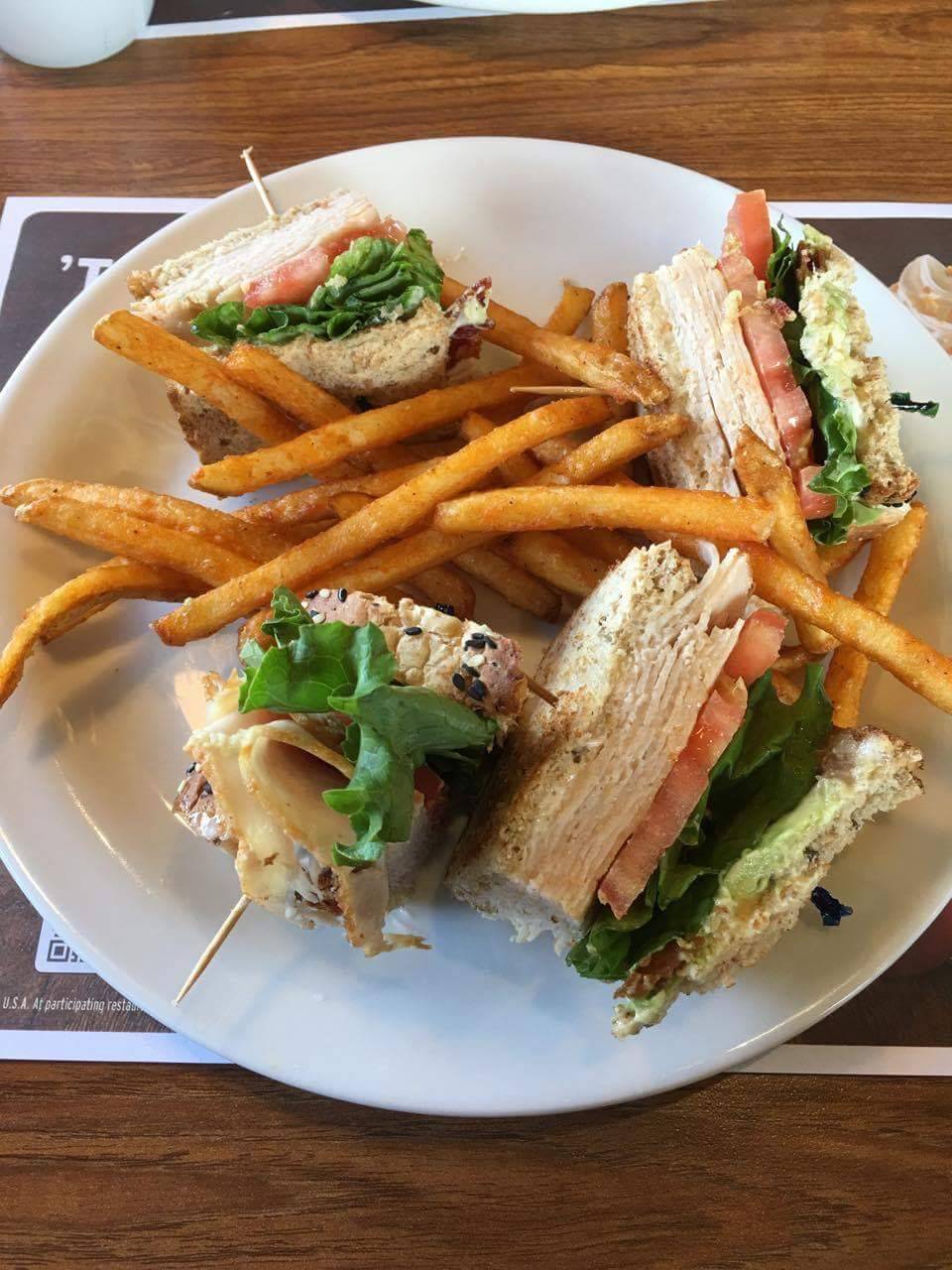 Dennys | restaurant | 2484 Berryessa Rd, San Jose, CA 95133, USA | 4089238469 OR +1 408-923-8469