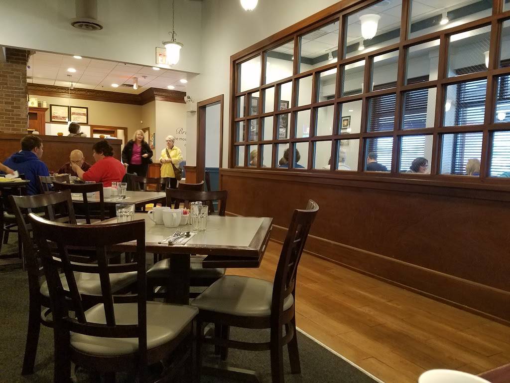 Gails Carriage Place | restaurant | 306 E Rand Rd, Arlington Heights, IL 60004, USA | 8473988900 OR +1 847-398-8900