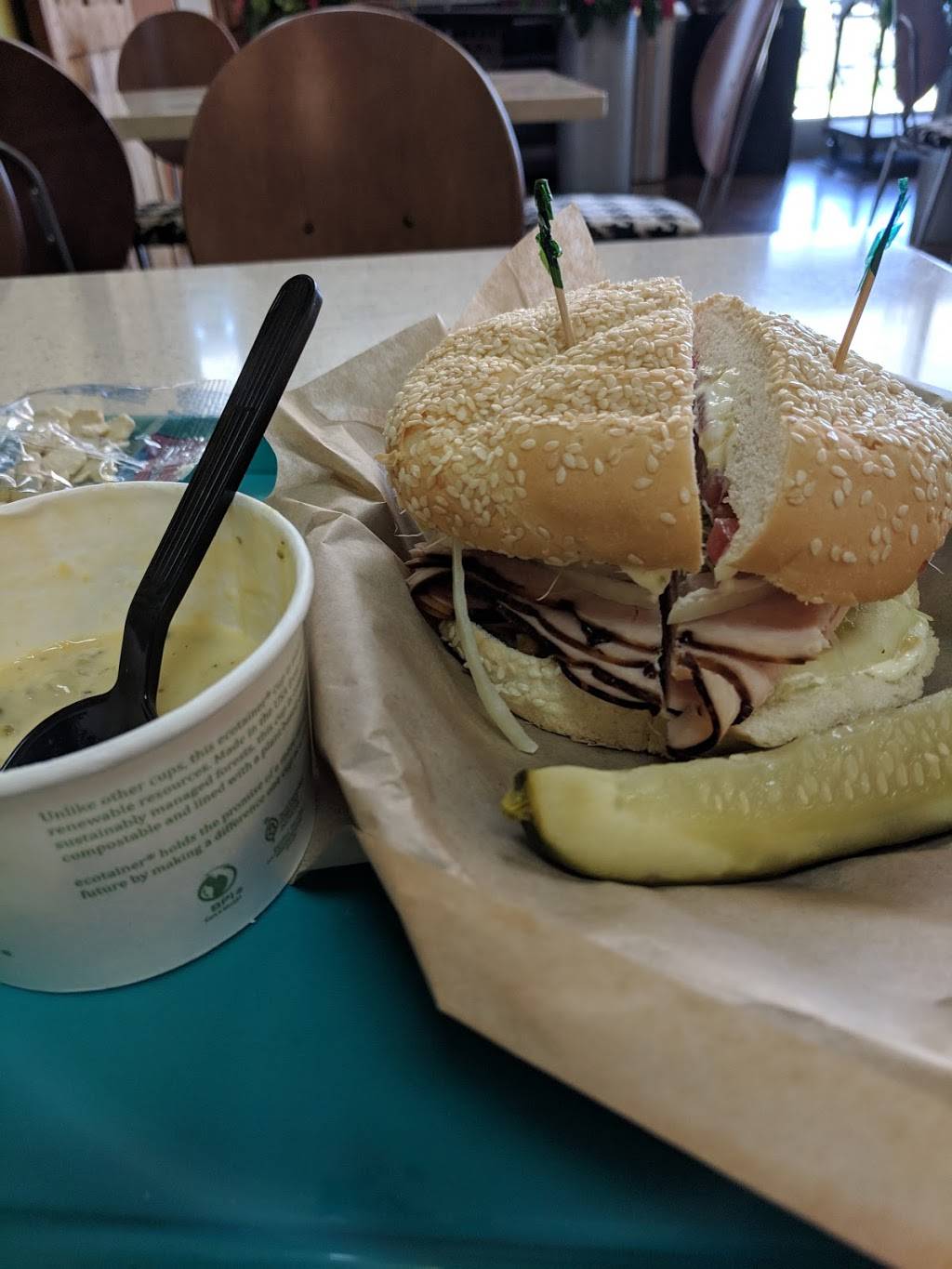 Nellies Deli Market & Catering | restaurant | 15 S Beneva Rd #23, Sarasota, FL 34232, USA | 9419242705 OR +1 941-924-2705