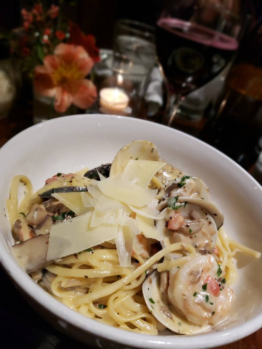 Centro Cafe | restaurant | 808 E Center St, Milwaukee, WI 53212, USA | 4144553751 OR +1 414-455-3751