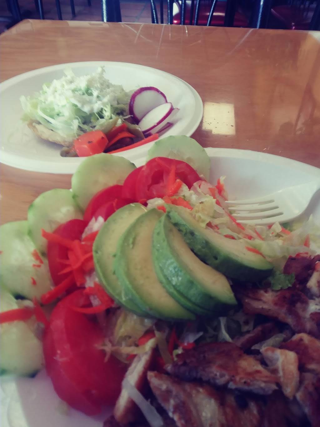 El Comalito | restaurant | 307 Arbor Vitae St, Inglewood, CA 90301, USA | 3106734656 OR +1 310-673-4656