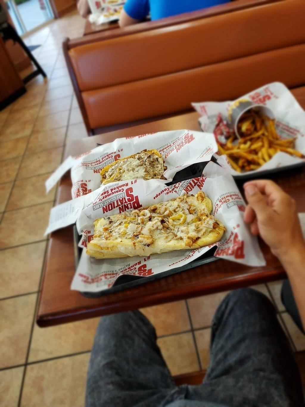 Penn Station East Coast Subs | meal takeaway | 8667 W 135th St, Overland Park, KS 66223, USA | 9138977827 OR +1 913-897-7827