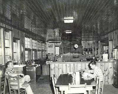 Fresh Air Bar-B-Que | restaurant | 3076 Riverside Dr, Macon, GA 31210, USA | 4784777229 OR +1 478-477-7229