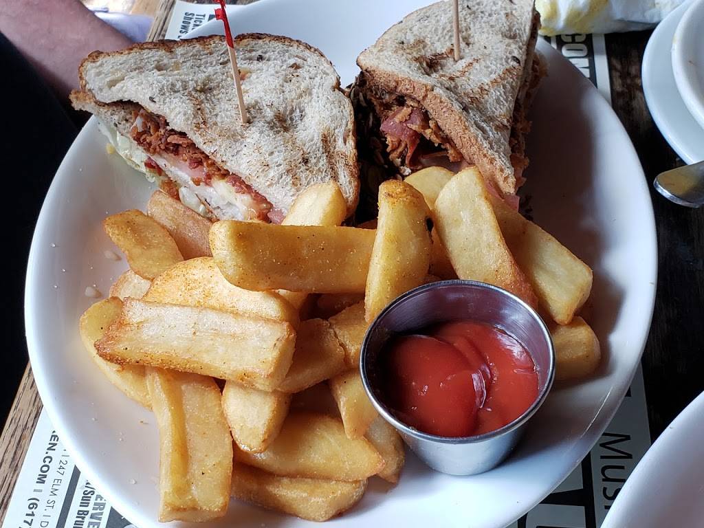 The Burren | restaurant | 247 Elm St, Somerville, MA 02144, USA | 6177766896 OR +1 617-776-6896