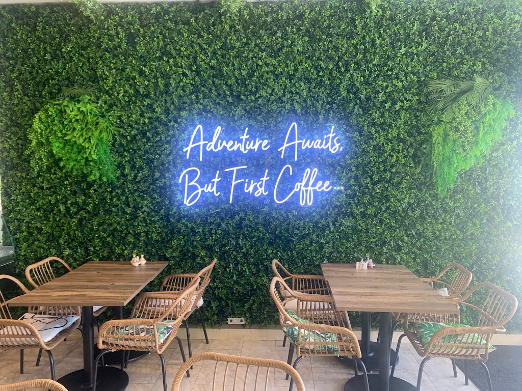 Beck’s Cafe and bakery | restaurant | 21789 Ventura Blvd, Woodland Hills, CA 91364, USA | 7478883025 OR +1 747-888-3025