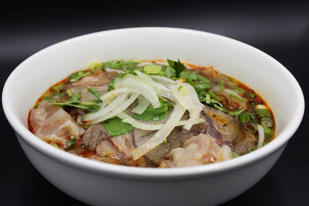Watda Pho | restaurant | 501 W Hampden Ave, Englewood, CO 80110, USA | 3037613138 OR +1 303-761-3138