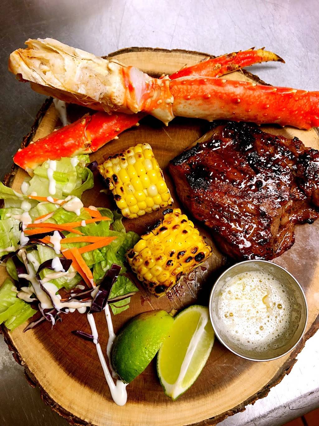 Boiling SOHO | restaurant | 758 State St, New Haven, CT 06511, USA | 2036916215 OR +1 203-691-6215