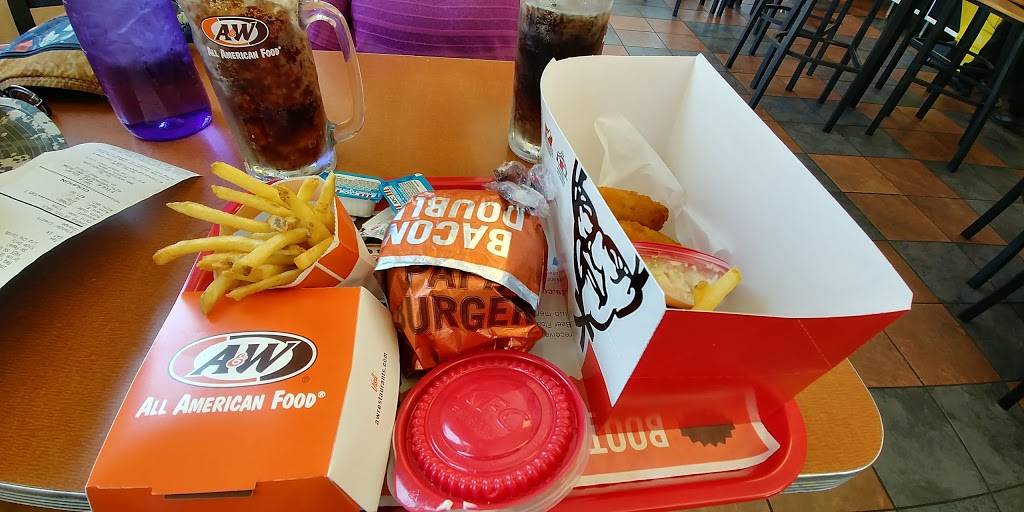 A&W | restaurant | 3144 S Bascom Ave, San Jose, CA 95124, USA | 4083710944 OR +1 408-371-0944