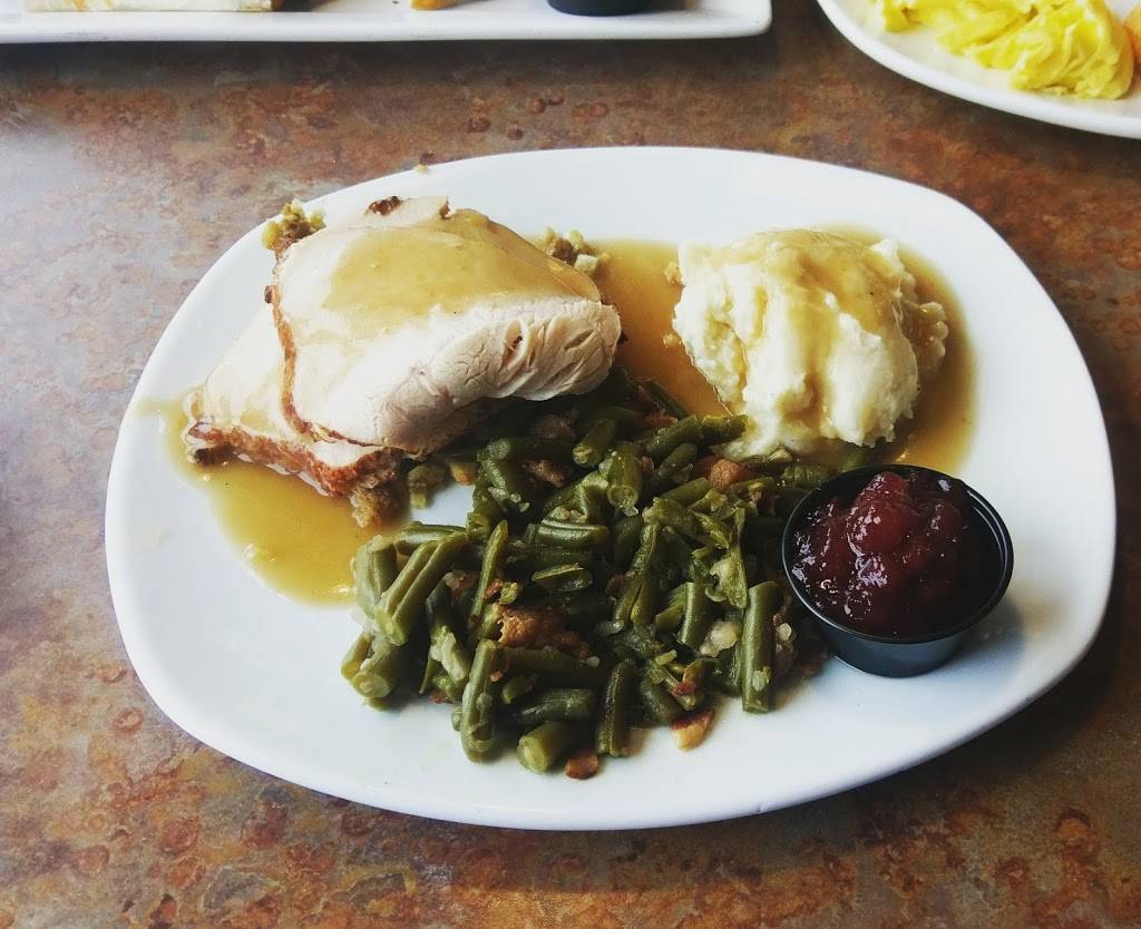 Perkins Restaurant & Bakery | restaurant | 700 Pine St, Monticello, MN 55362, USA | 7632954400 OR +1 763-295-4400