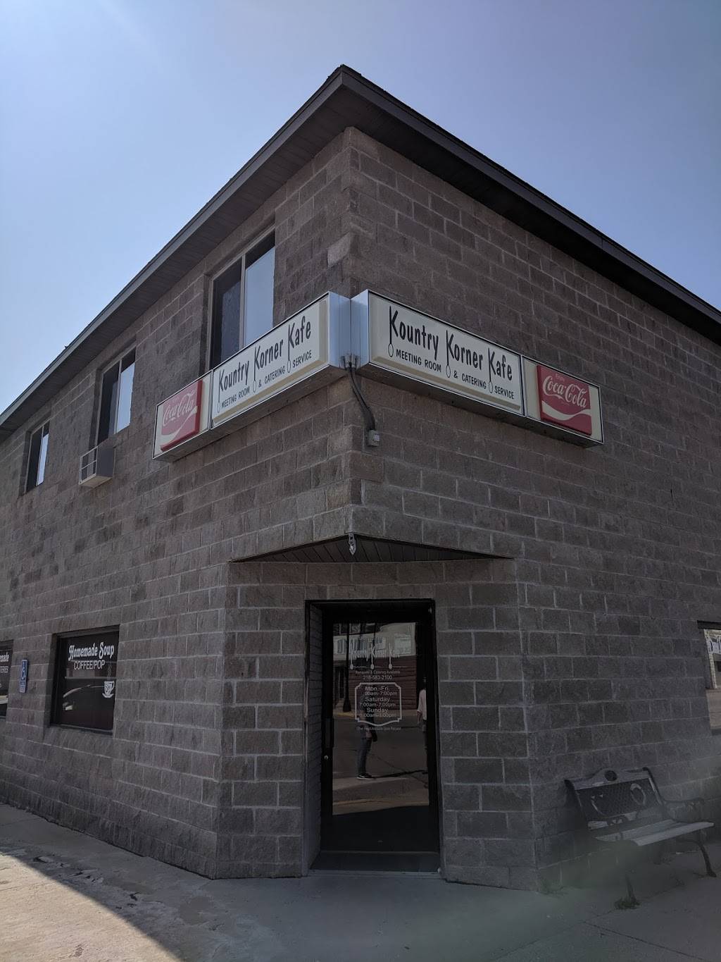 Kountry Korner Kafe | restaurant | 418 Douglas Ave, Henning, MN 56551, USA | 2185832100 OR +1 218-583-2100