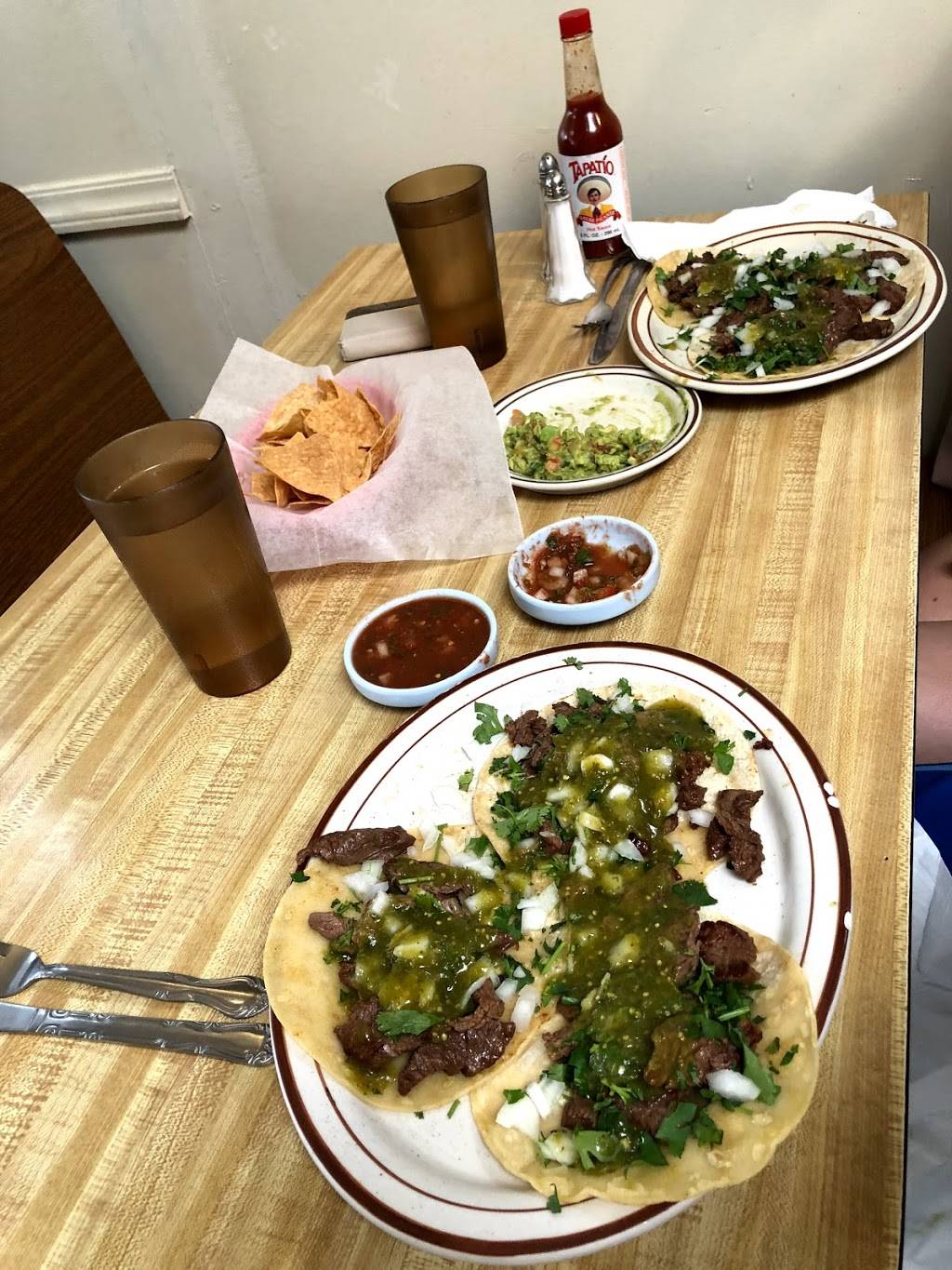 La Fiesta Brava | restaurant | 259B Hampton Dr, Venice, CA 90291, USA | 3103998005 OR +1 310-399-8005