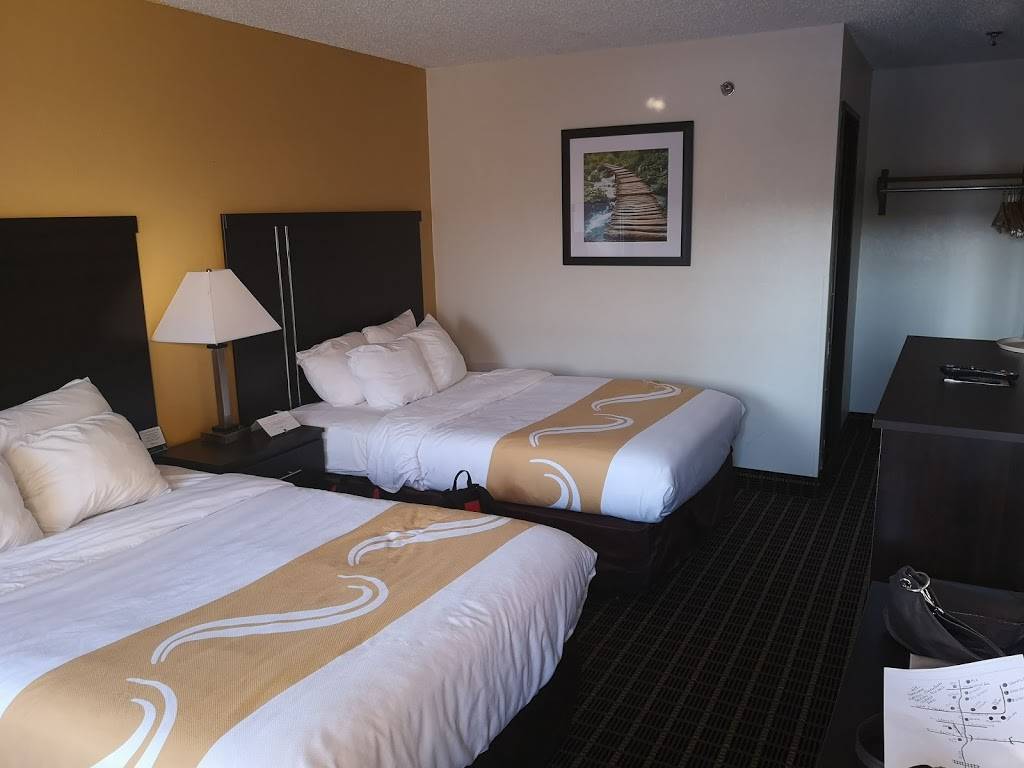 Quality Inn & Suites | restaurant | 204 Struthers St, Warren, PA 16365, USA | 8147238881 OR +1 814-723-8881