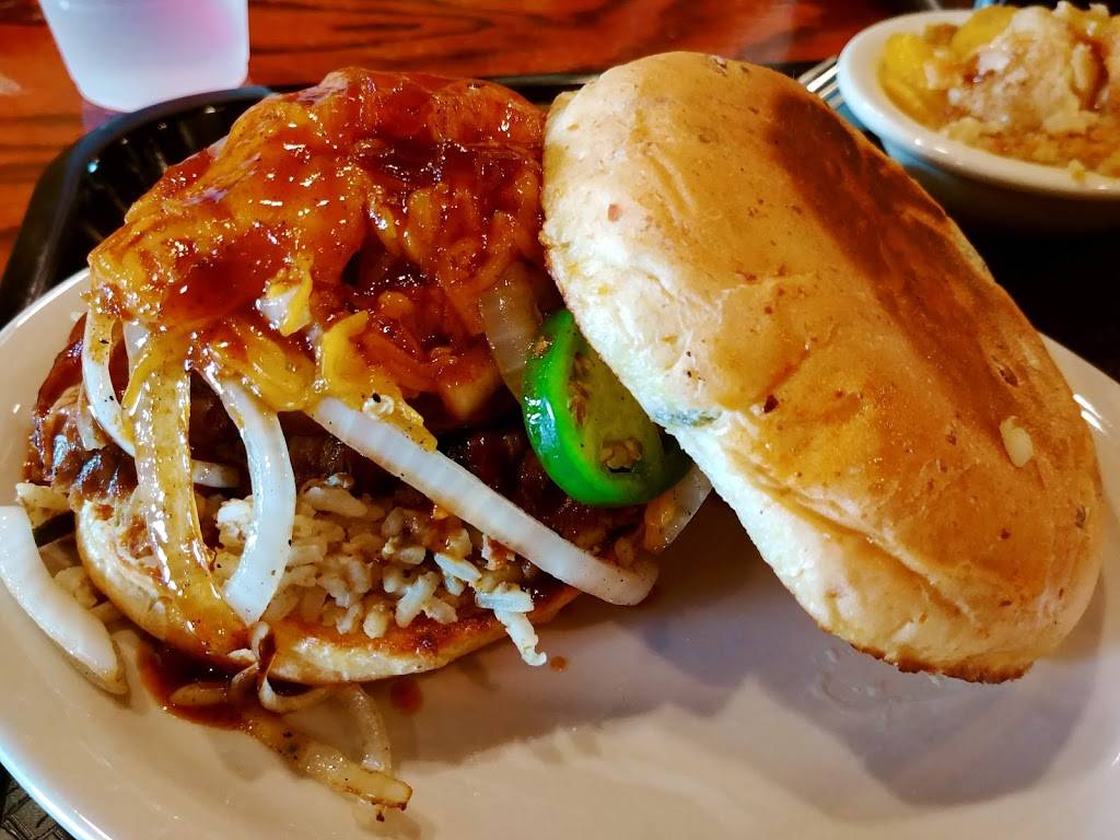 Hoots Smokehouse | restaurant | 7648 Canal St suite b, Houston, TX 77012, USA | 8324910556 OR +1 832-491-0556