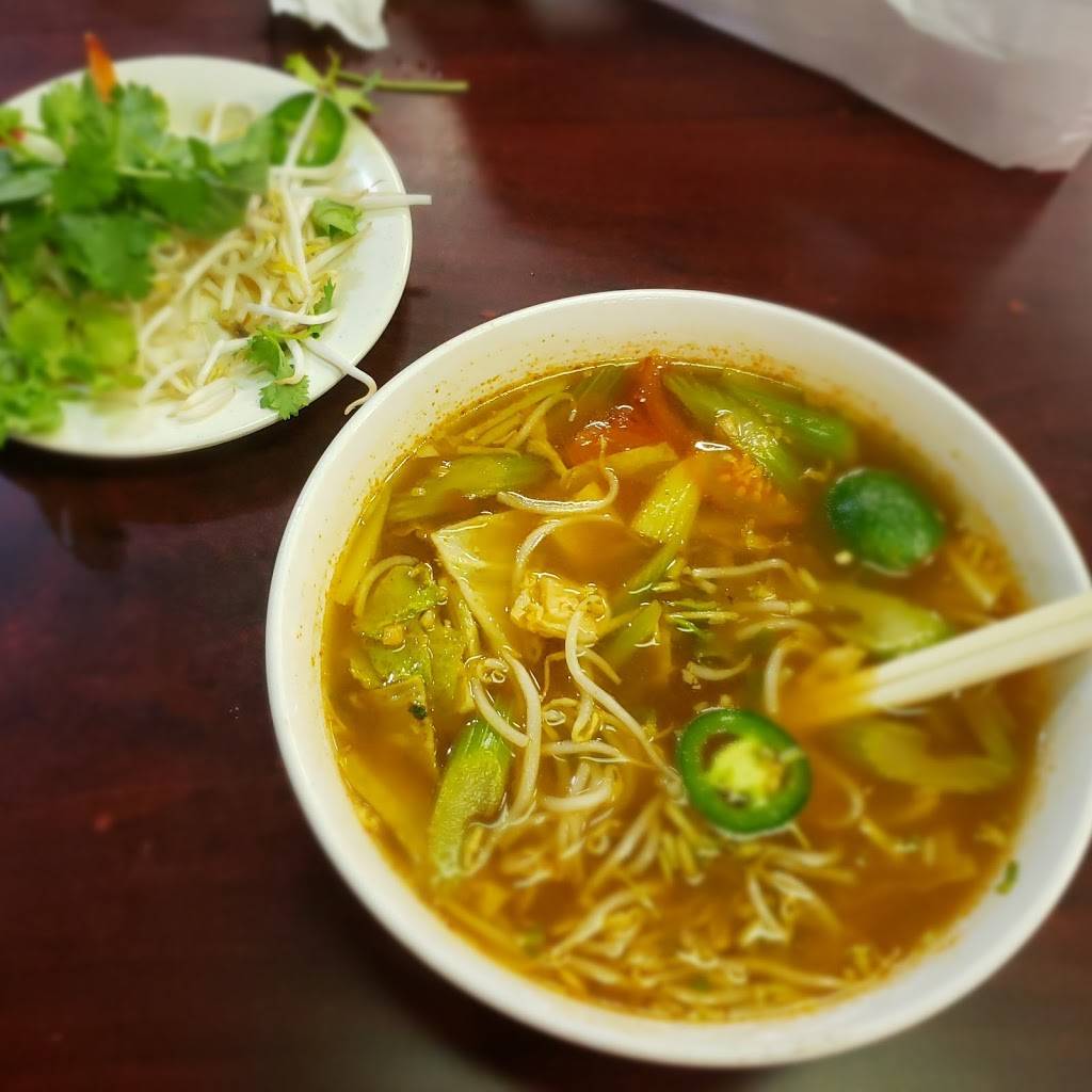 Pho Thanh II | restaurant | 637 E Joyce Blvd, Fayetteville, AR 72703, USA | 4799664200 OR +1 479-966-4200