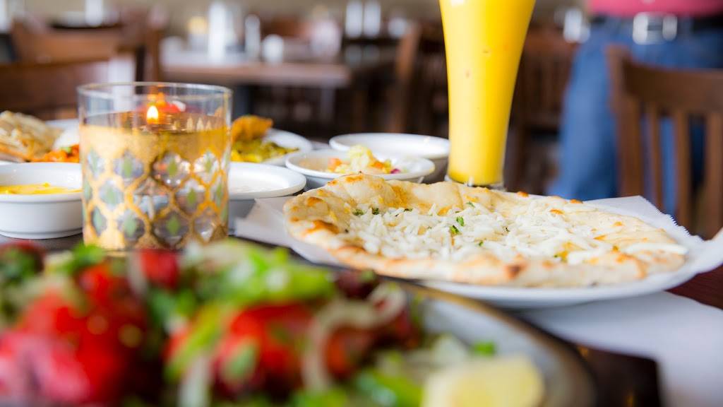 Zeera Indian Restaurant | restaurant | 1311 E Broad St, Fuquay-Varina, NC 27526, USA | 9197626215 OR +1 919-762-6215