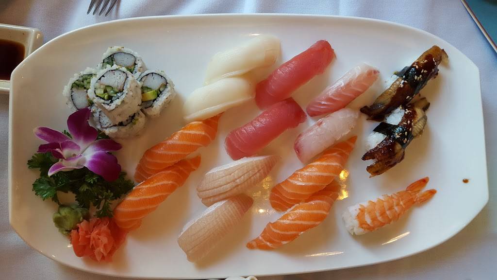 Tsangs Village Cafe | restaurant | 644 Washington St, Hanover, MA 02339, USA | 7818260202 OR +1 781-826-0202