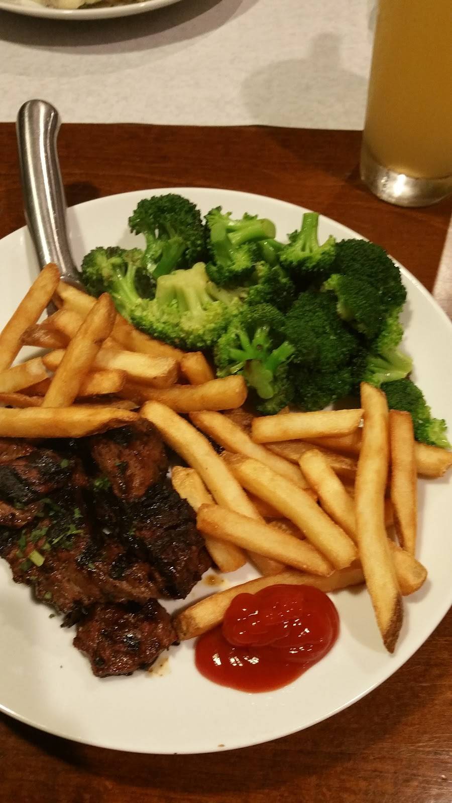 The Brook Kitchen & Tap | restaurant | 200 S Franklin St, Holbrook, MA 02343, USA | 7817672528 OR +1 781-767-2528