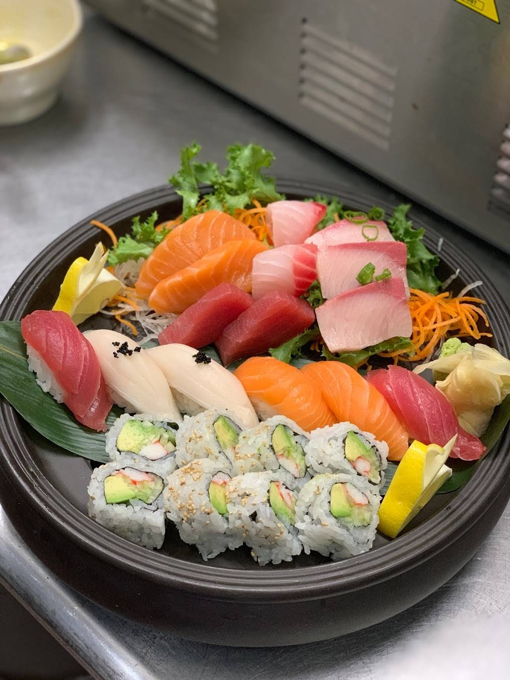 WASABI | restaurant | 4325 Breton Rd SE, Grand Rapids, MI 49512, USA | 6168272262 OR +1 616-827-2262