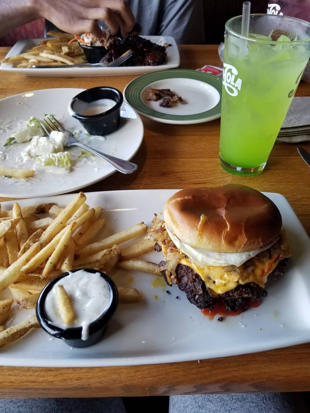 Applebees Grill + Bar | restaurant | 5265 Wadsworth Bypass, Arvada, CO 80002, USA | 3034211032 OR +1 303-421-1032