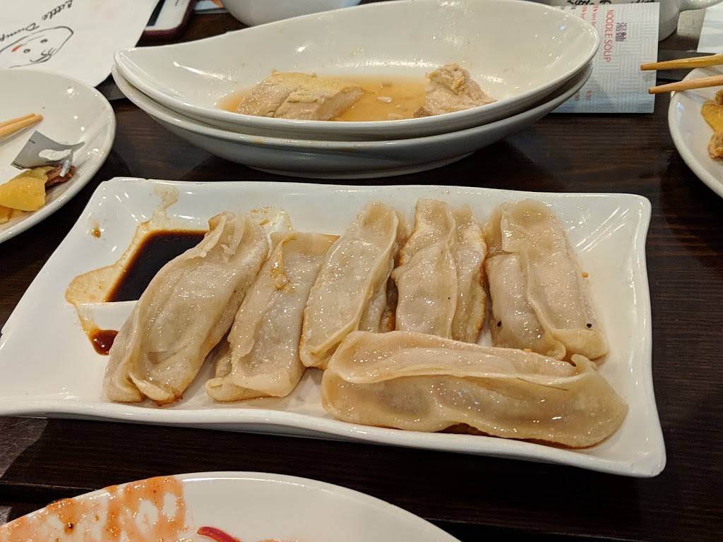 李小龍台吃 | restaurant | 252-99 Northern Blvd, Little Neck, NY 11362, USA | 7182251178 OR +1 718-225-1178